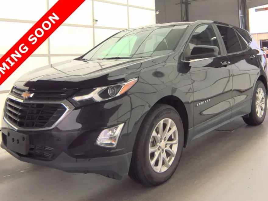 2021 Chevrolet Equinox LT photo 1