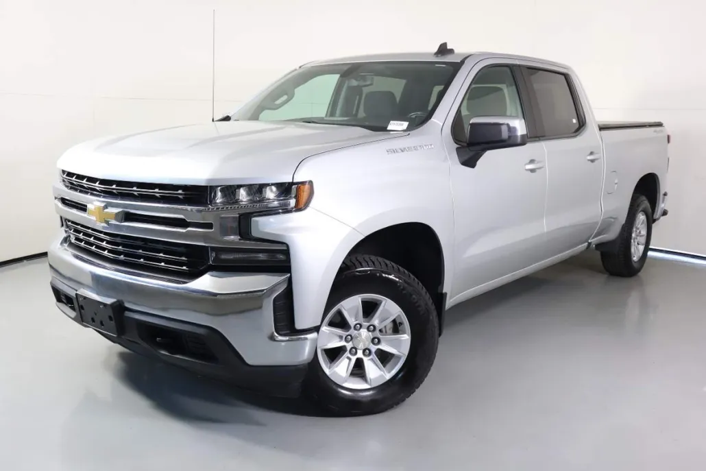 2020 Chevrolet Silverado 1500 LT photo 1