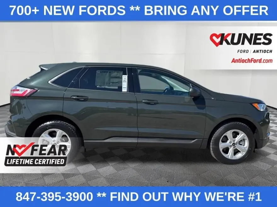 2024 Ford Edge SE photo 1