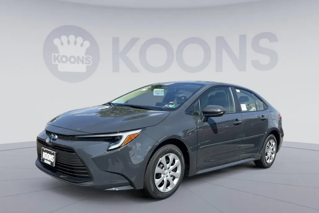 2025 Toyota Corolla XLE SE photo 1
