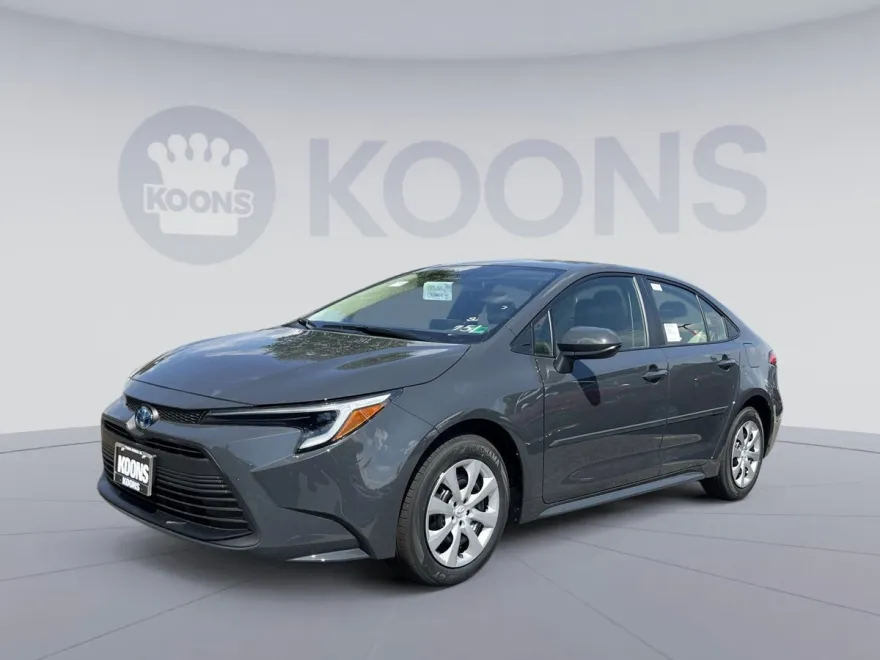 2025 Toyota Corolla XLE SE photo 1