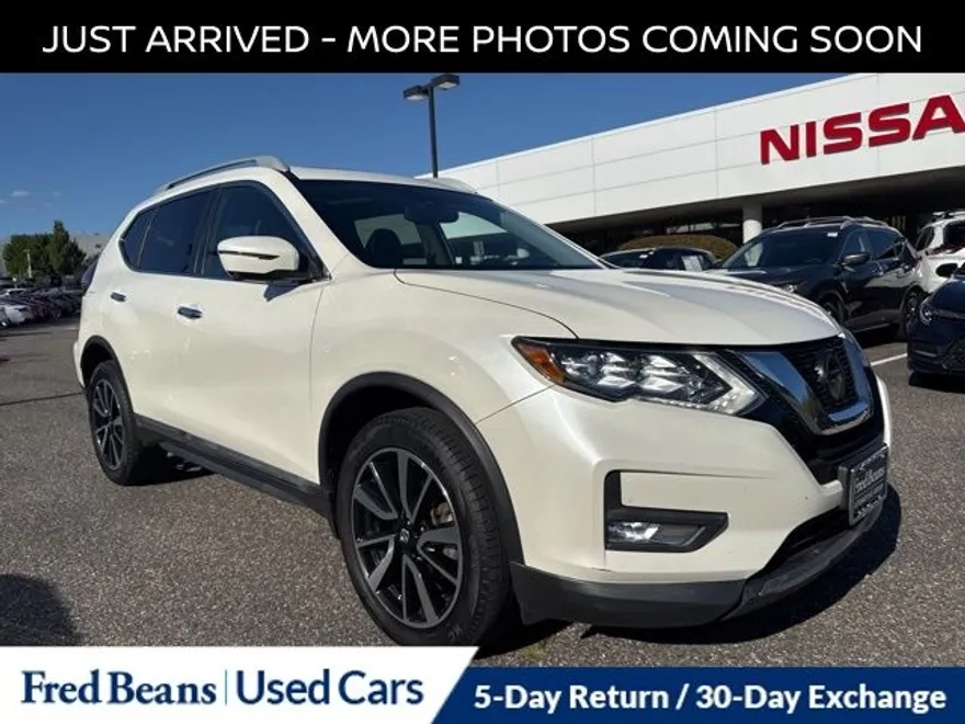2019 Nissan Rogue SL photo 1