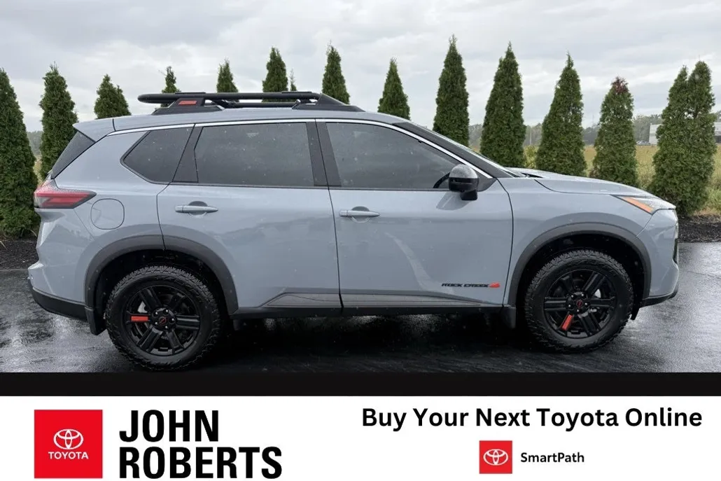 2025 Nissan Rogue photo 1