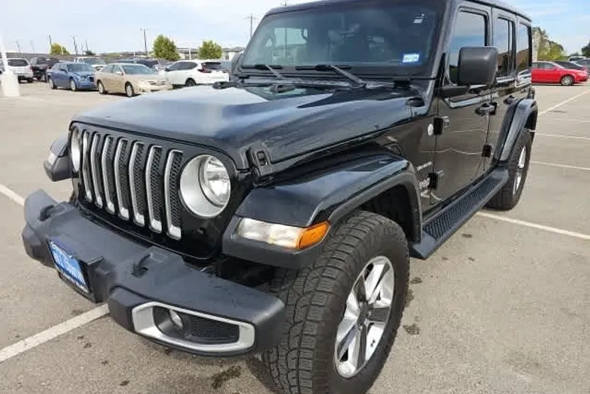2020 Jeep Wrangler Unlimited Sahara photo 1