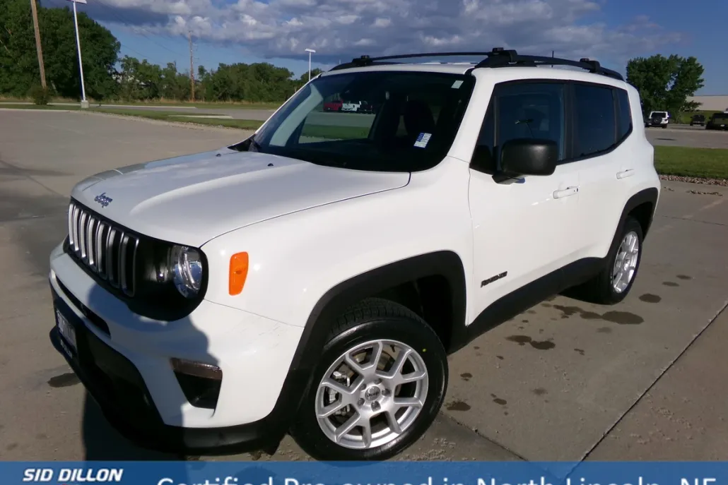 2022 Jeep Renegade Latitude photo 1
