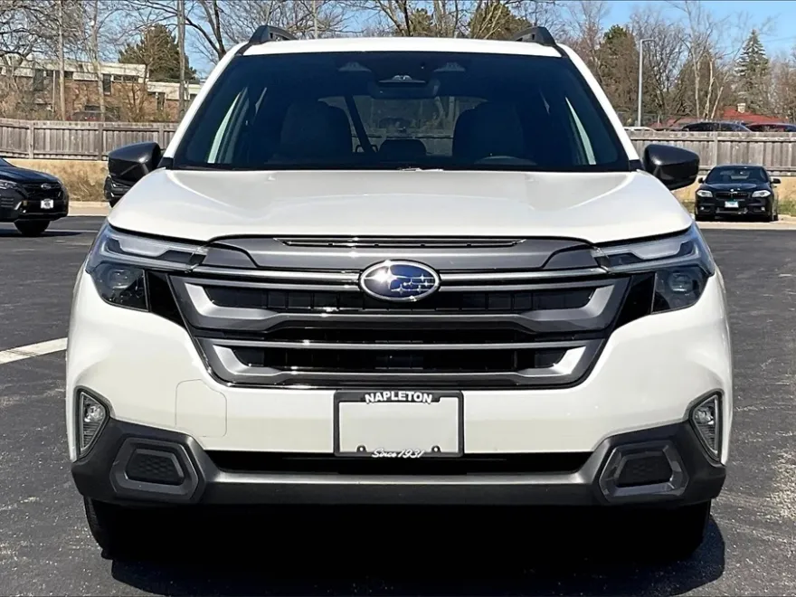 2025 Subaru Forester Limited photo 1