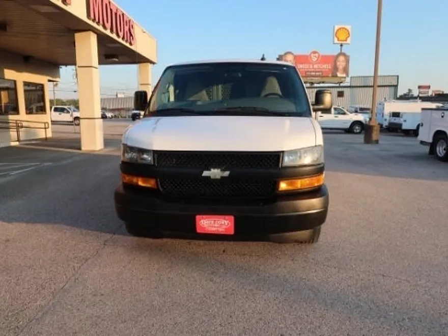 2020 Chevrolet Express 2500 Cargo photo 1