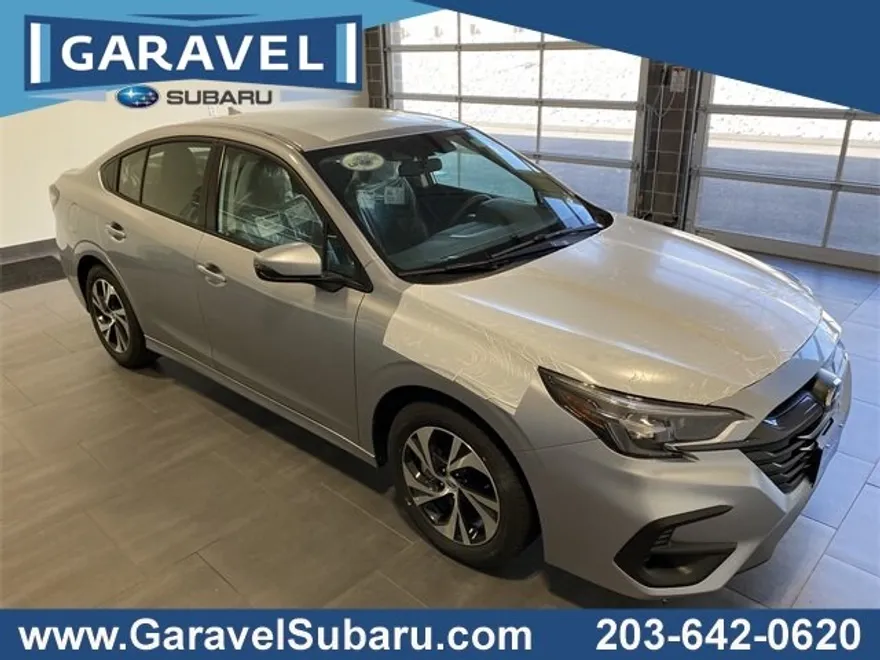 2025 Subaru Legacy Premium photo 1