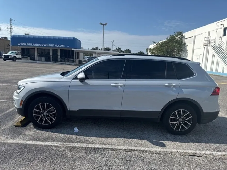 2019 Volkswagen Tiguan SE photo 1
