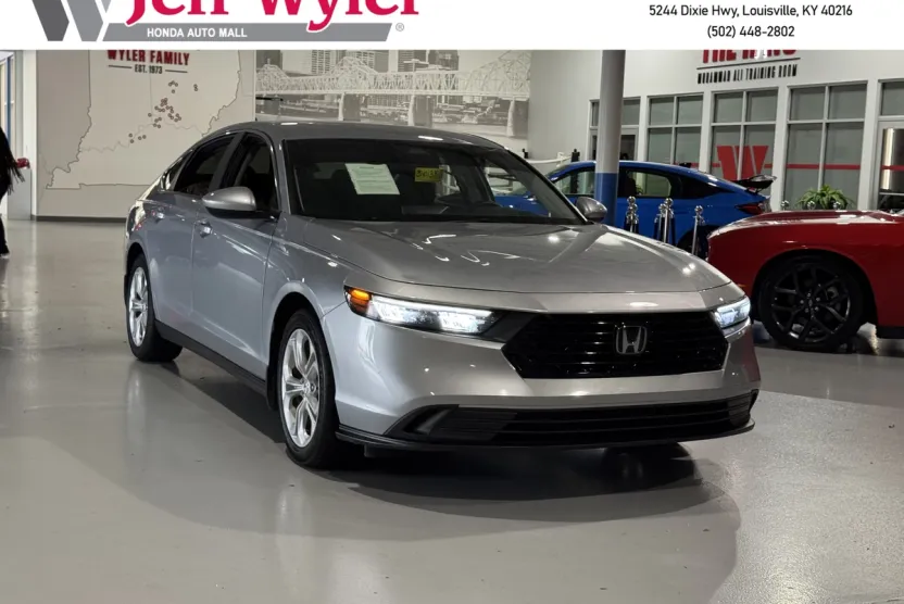 2023 Honda Accord LX photo 1
