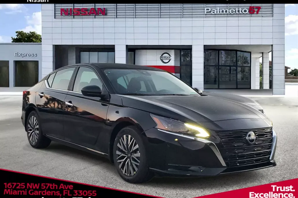 2025 Nissan Altima 2.5 SV photo 1