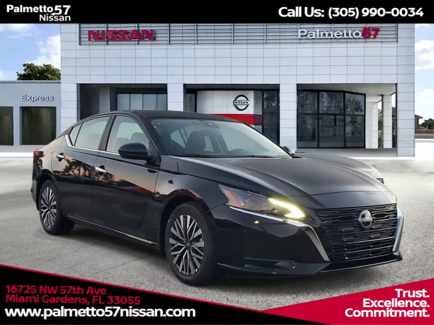 2025 Nissan Altima 2.5 SV photo 1