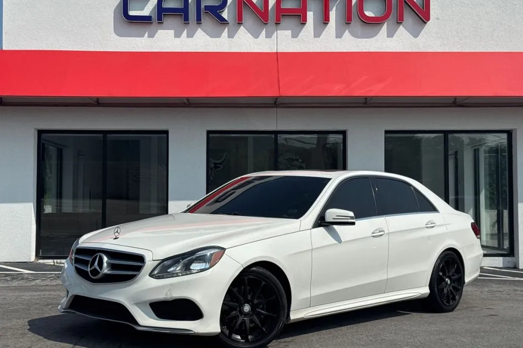 2016 Mercedes Benz E 350 photo 1