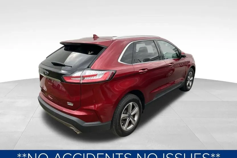 2019 Ford Edge SEL photo 1