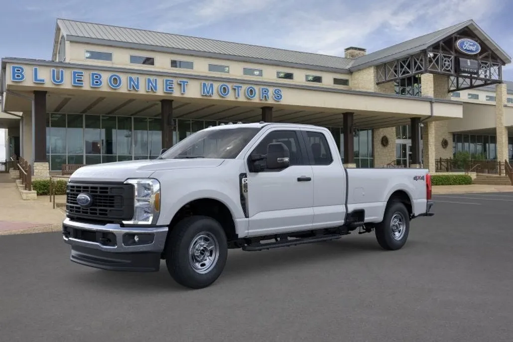 2025 Ford F-250 XL photo 1