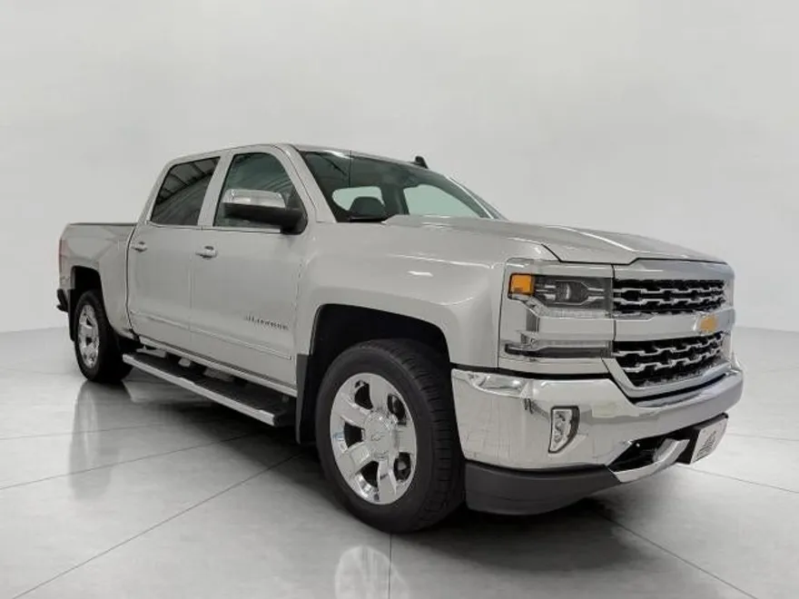 2017 Chevrolet Silverado 1500 LTZ photo 1