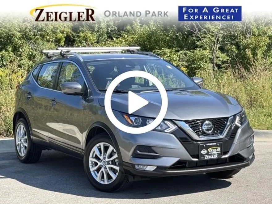 2021 Nissan Rogue Sport SV photo 1