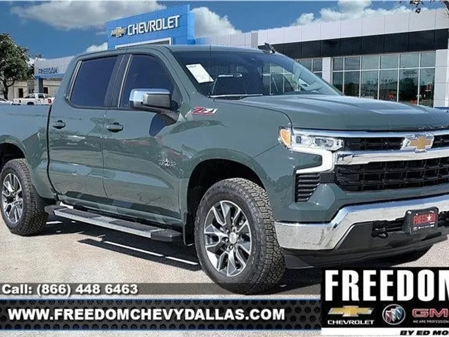 2025 Chevrolet Silverado 1500 LT photo 1