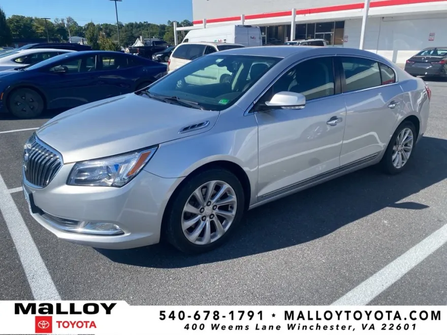 2016 Buick LaCrosse Leather photo 1
