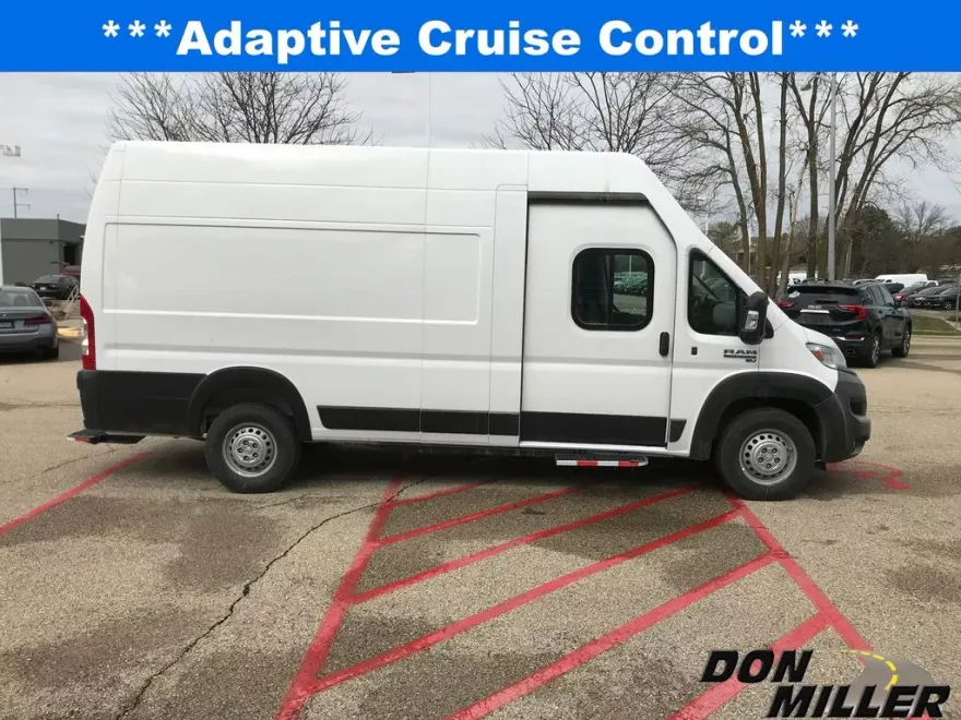 2024 Ram ProMaster 3500 Cargo Van photo 4