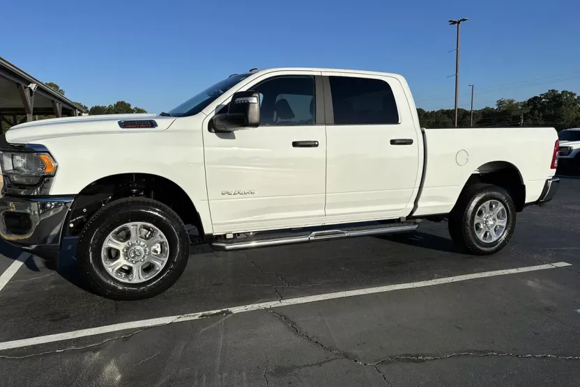 2024 Ram 2500 Big Horn photo 1