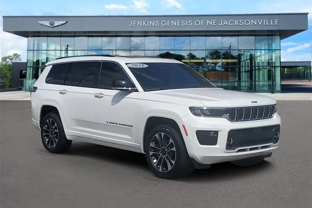 2021 Jeep Grand Cherokee Overland photo 1