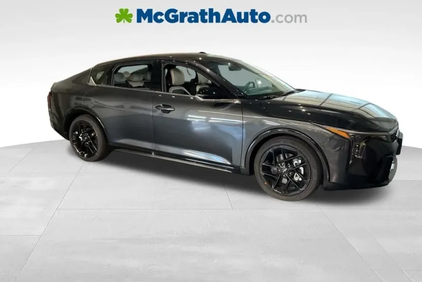 2025 Kia K4 GT-Line Turbo photo 1