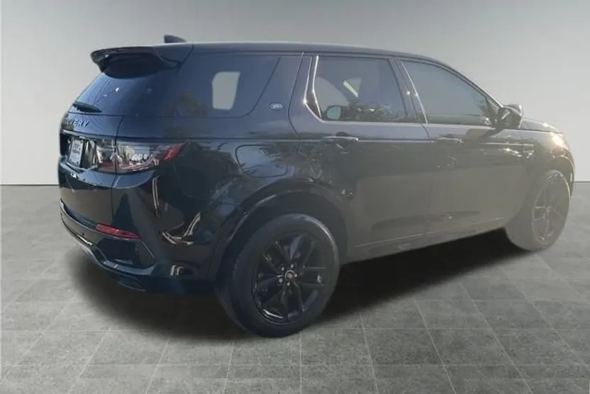 2025 Land Rover Discovery Sport S photo 1
