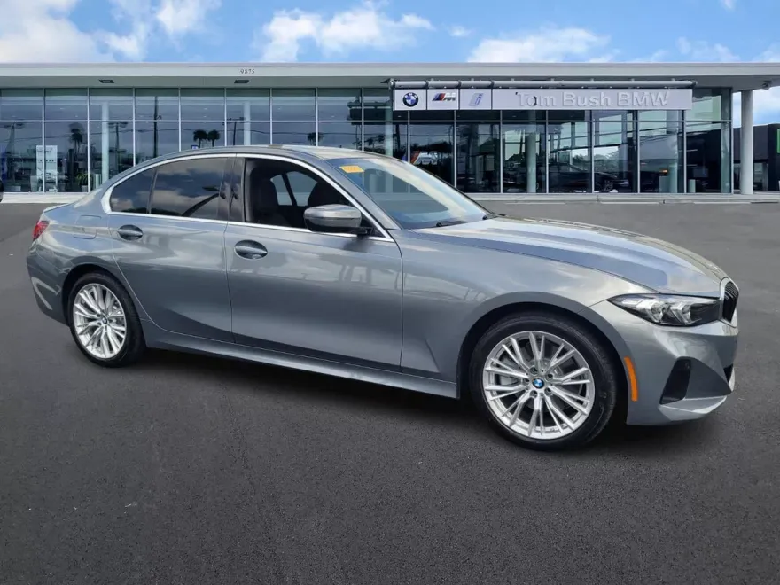 2024 Bmw 330i photo 1