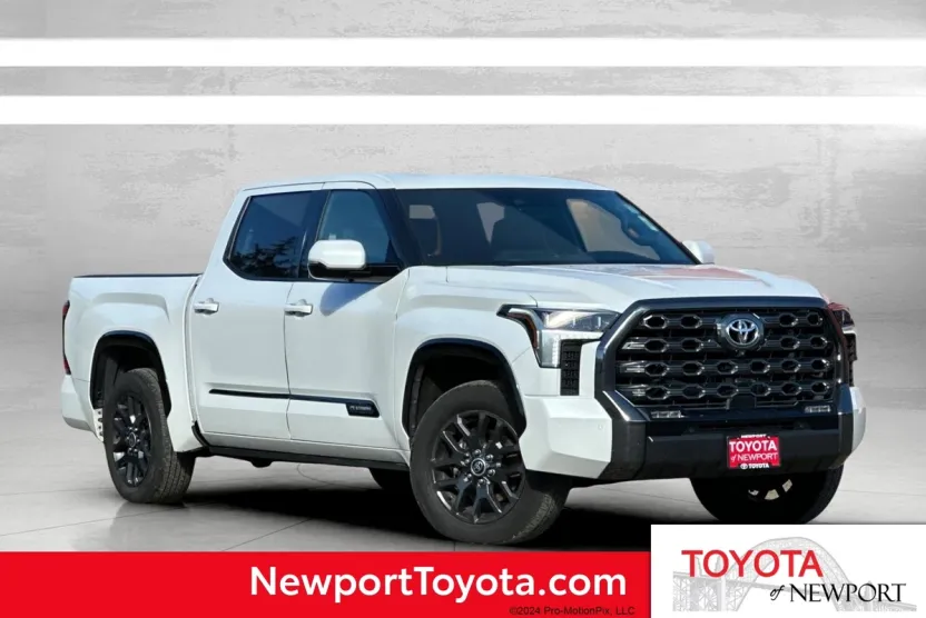 2022 Toyota Tundra Platinum photo 1