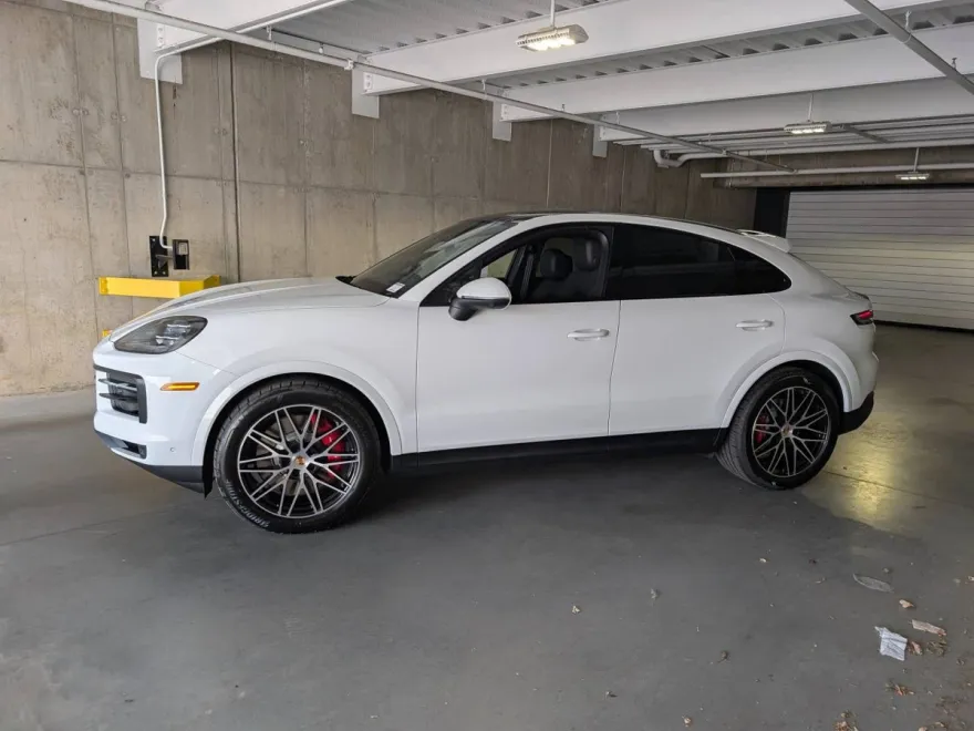 2026 Porsche Cayenne Coupe S photo 1