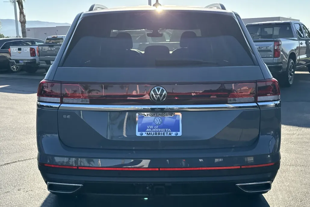 2025 Volkswagen Atlas SE Technology photo 1