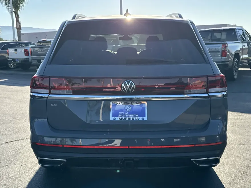 2025 Volkswagen Atlas SE Technology photo 1