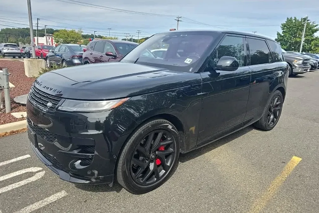 2023 Land Rover Range Rover Sport SE photo 1
