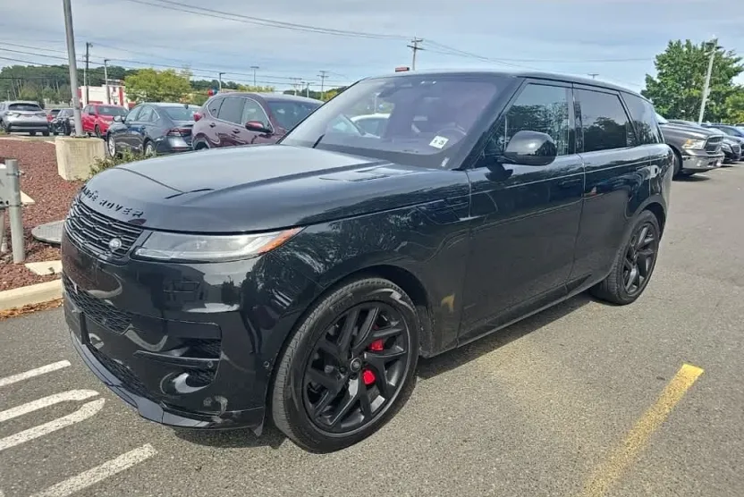 2023 Land Rover Range Rover Sport SE photo 1
