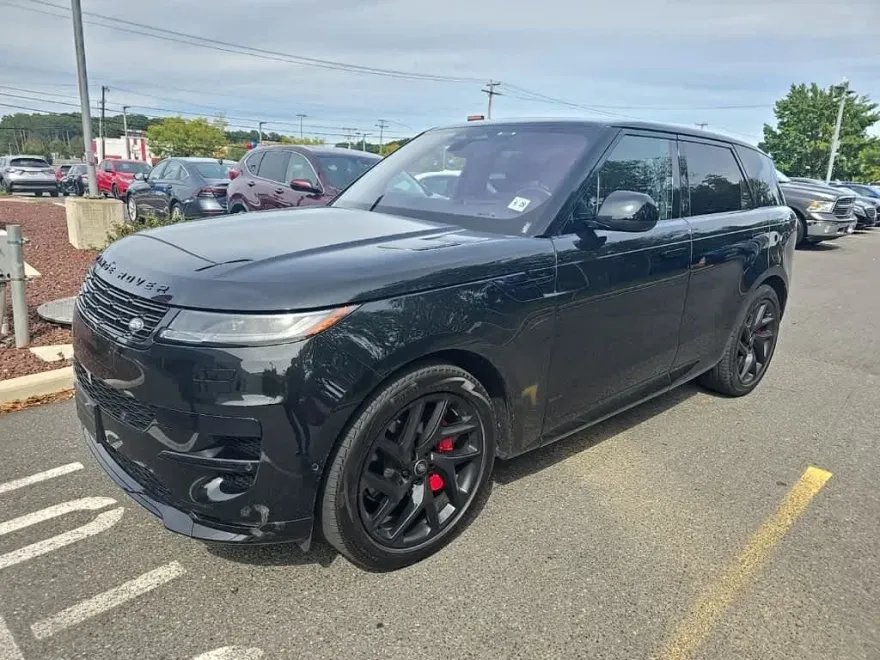 2023 Land Rover Range Rover Sport SE photo 1