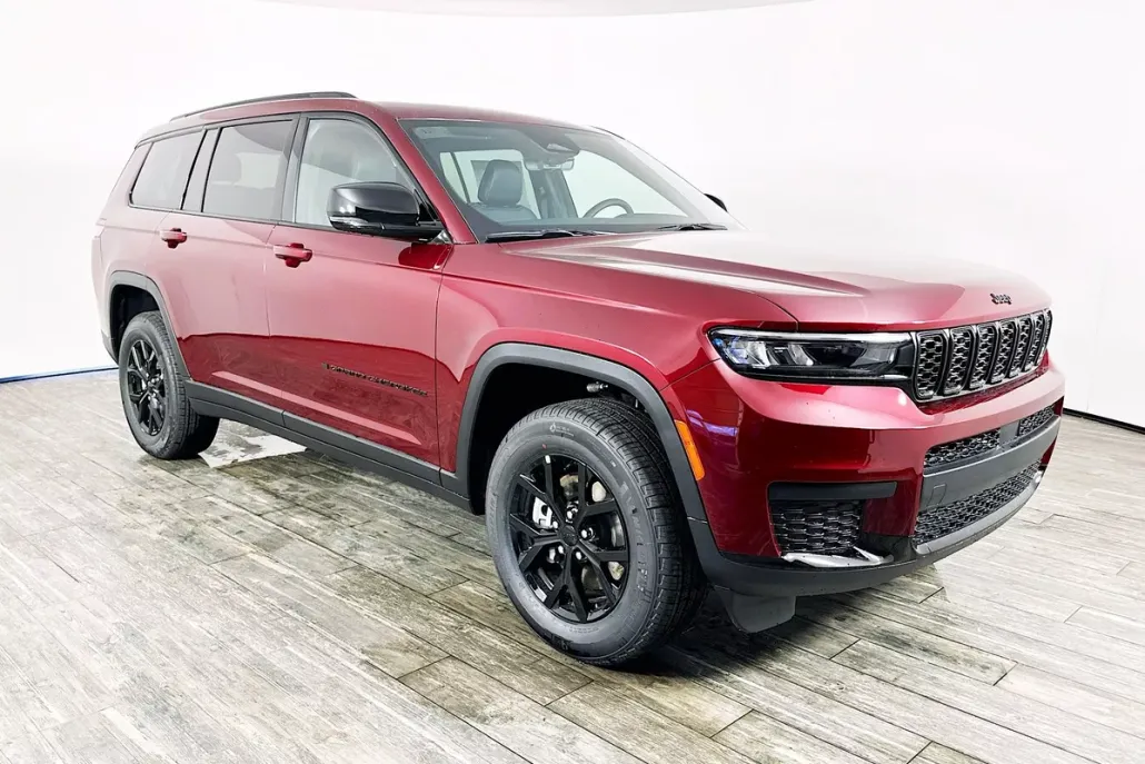 2025 Jeep Grand Cherokee Altitude X photo 1