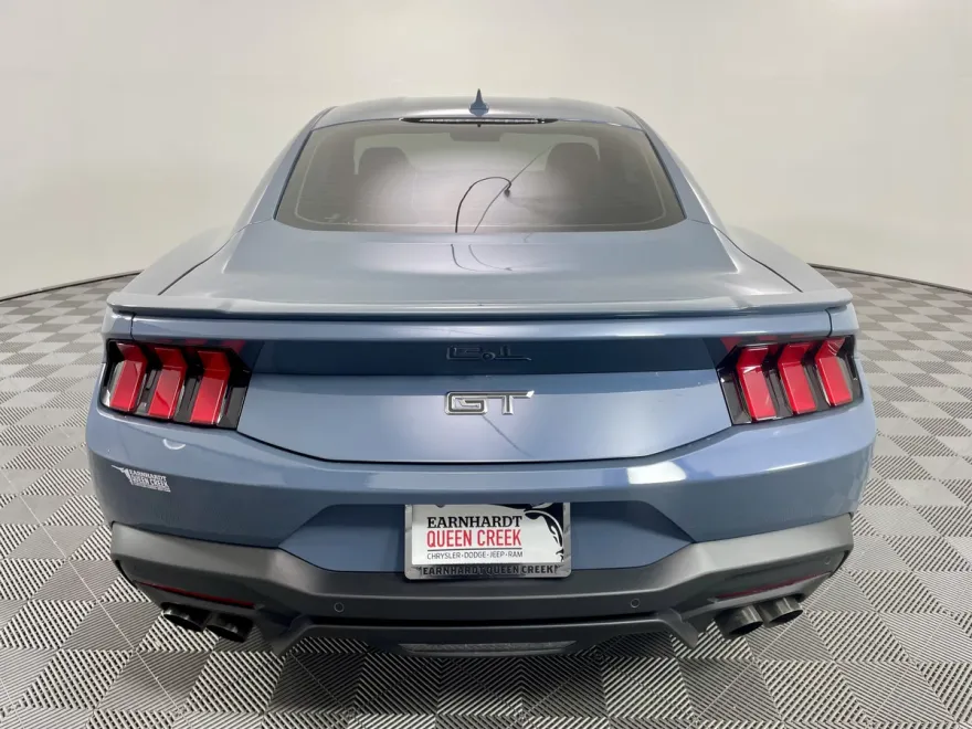 2024 Ford Mustang GT photo 1