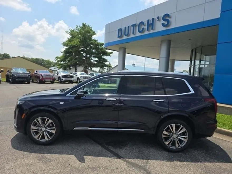 2022 Cadillac XT6 Premium Luxury photo 1