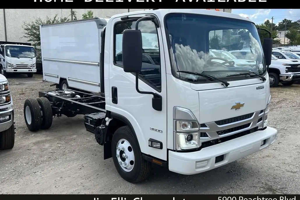2025 Chevrolet Silverado 3500HD photo 1