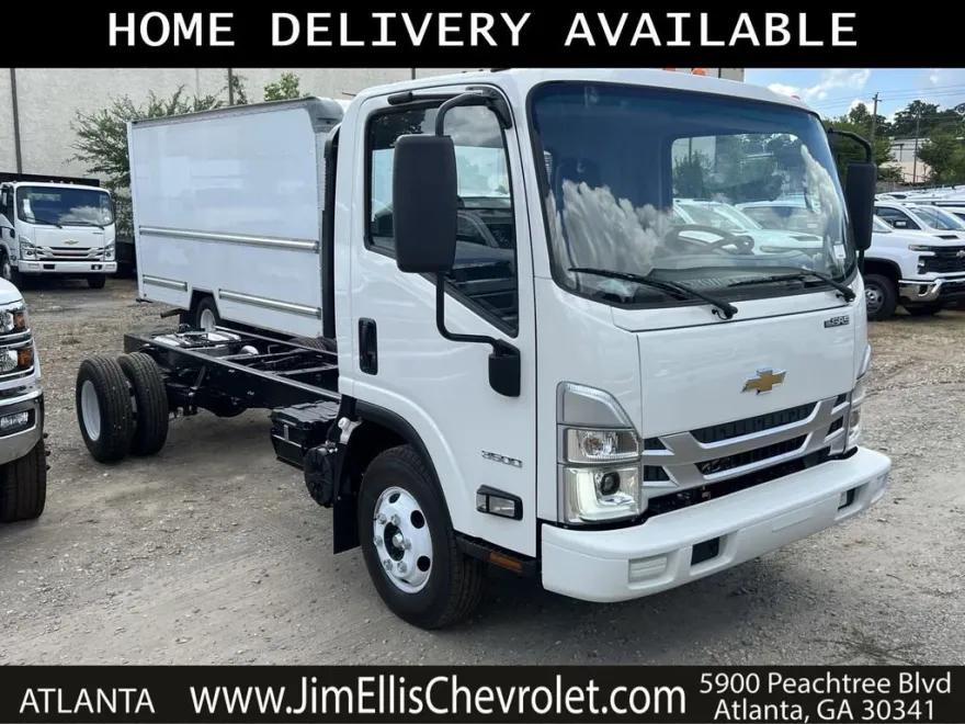 2025 Chevrolet Silverado 3500HD photo 1
