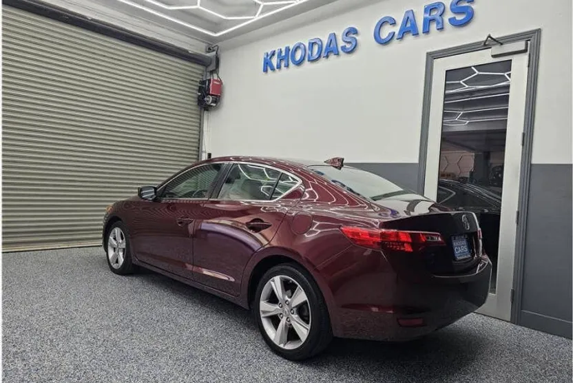 2014 Acura ILX 2.0L Technology photo 1