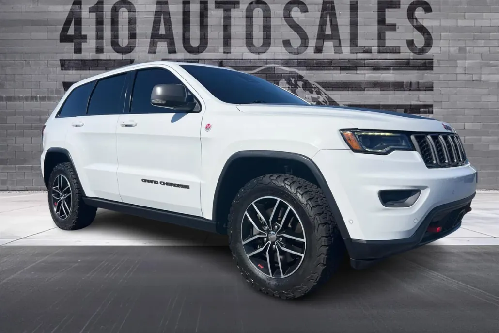 2017 Jeep Grand Cherokee Trailhawk photo 1