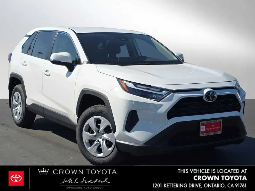 2025 Toyota RAV4 LE photo 1