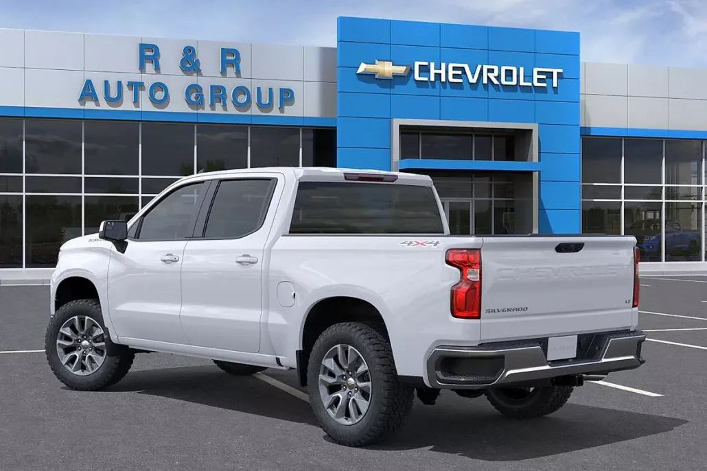 2026 Chevrolet Silverado 1500 LT photo 1