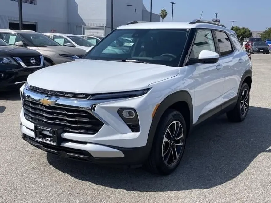 2026 Chevrolet Trailblazer LT photo 1