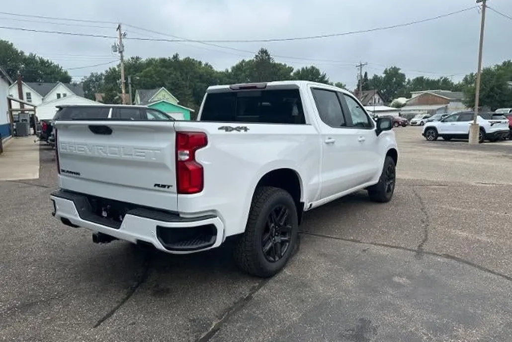 2026 Chevrolet Silverado 1500 RST photo 1