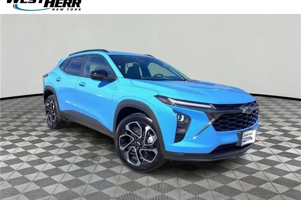 2024 Chevrolet Trax photo 1