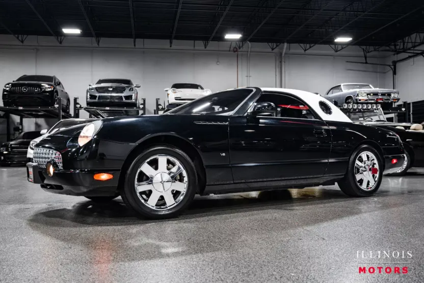 2003 Ford Thunderbird Deluxe photo 1