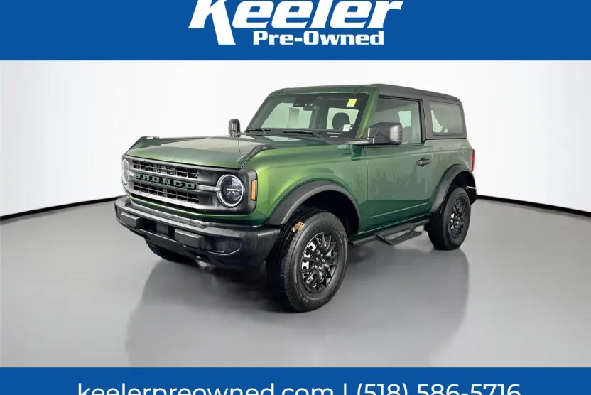 2023 Ford Bronco Outer Banks photo 1